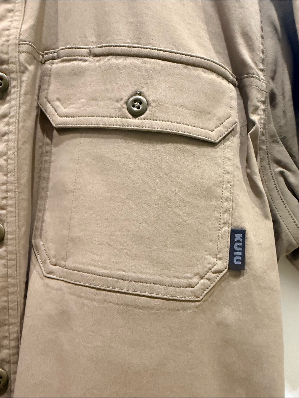 KUIU Men’s Stone/Tan Lightweight Shirt Jacket with Utility Pocket